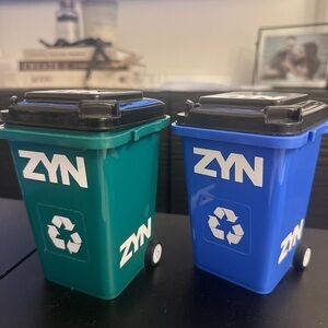 Mini Zyn Recycling Bin Set - Green or Blue
